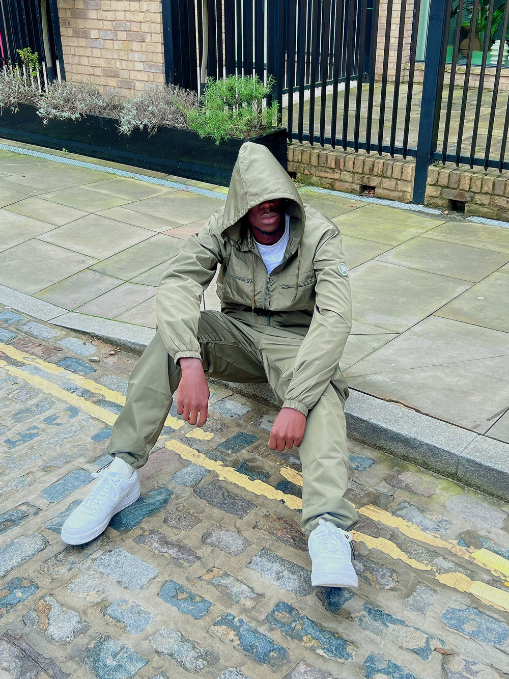 MEN'S WEAR